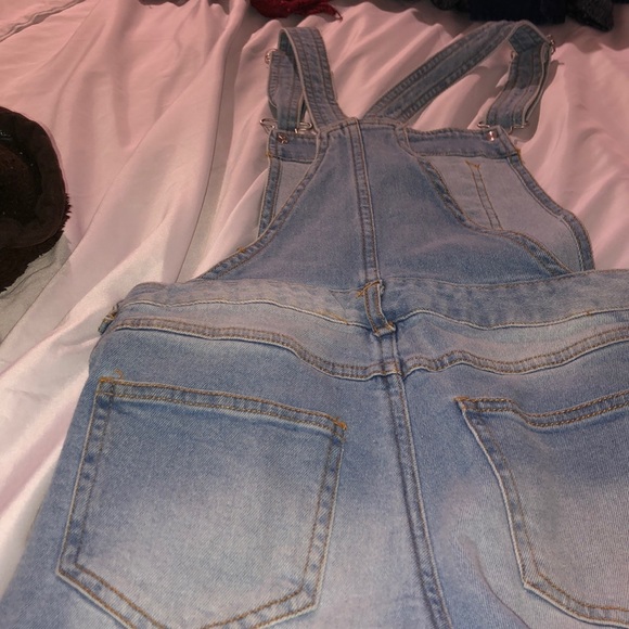 Overall Jean Shorts - Picture 7 of 7